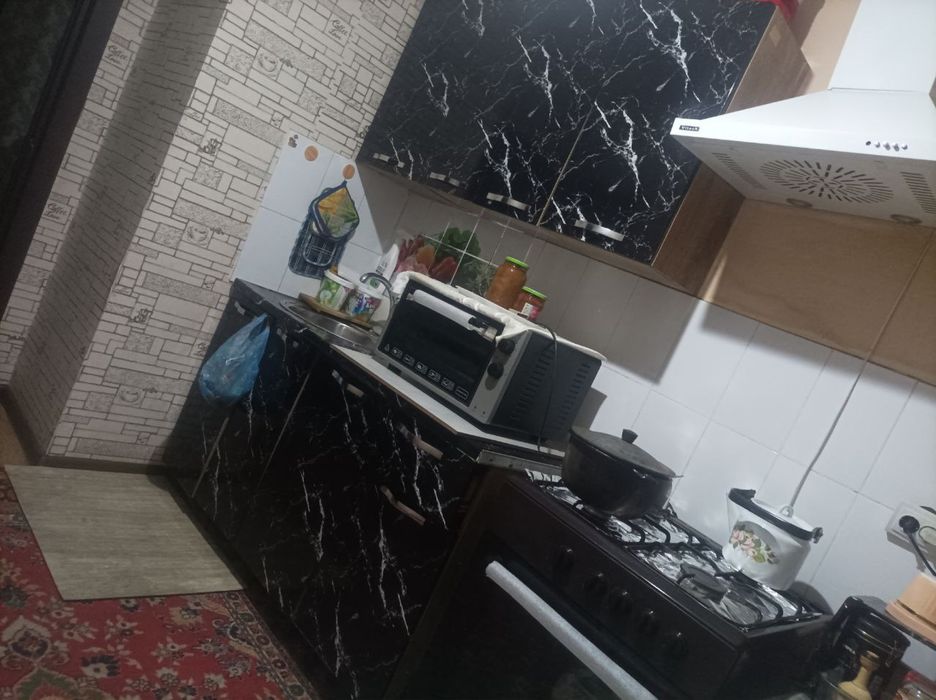 Сергели районда 9-худуд 2/7/7 уй сотилади. 60 квм балкон 2*6