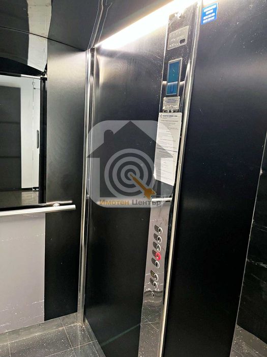 Продава се Офис в София, Младост 1 - 12 кв.м за 2292 €/кв.м - Снимка #7