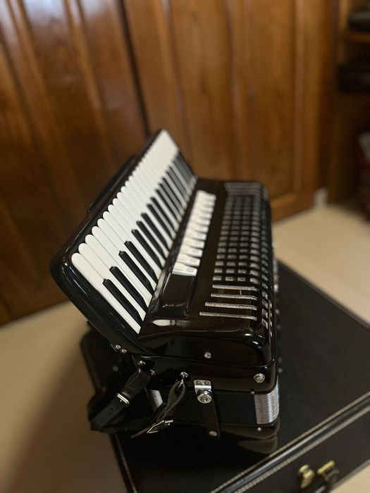 Acordeon Italian 120basi