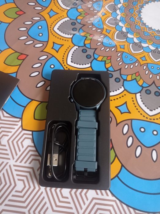 Продам часы с блютуз