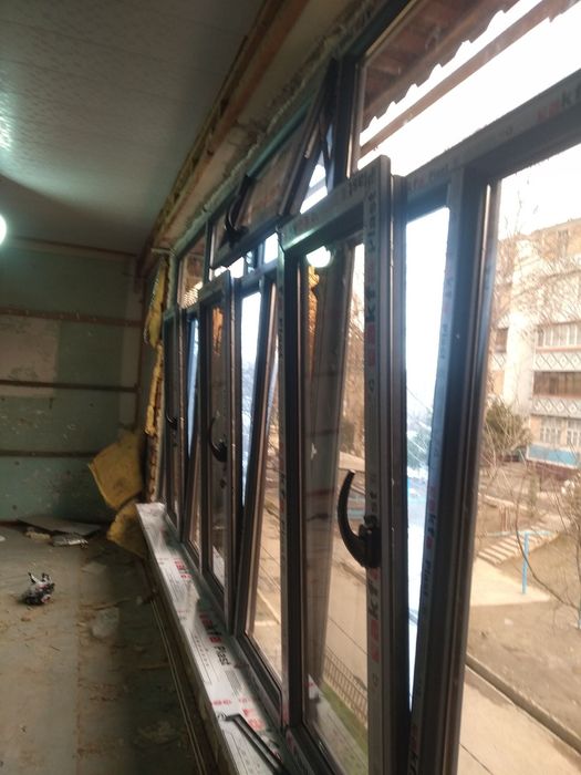 Akfa eshik va romlar