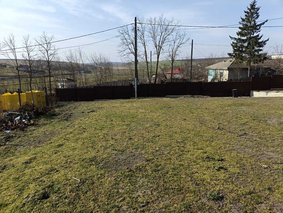 PROPRIETAR - 3250mp Teren, Casă Românești (Iași) - Apă și Canalizare ÎN CASĂ și pe Terasă