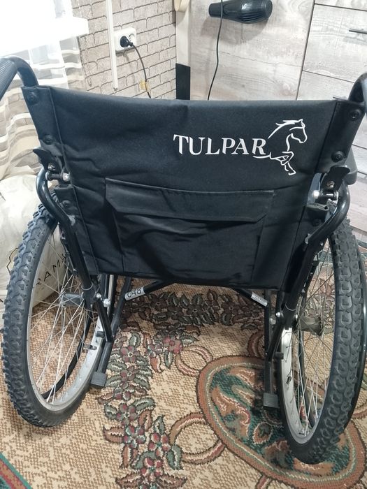 Продам инвалидную коляску