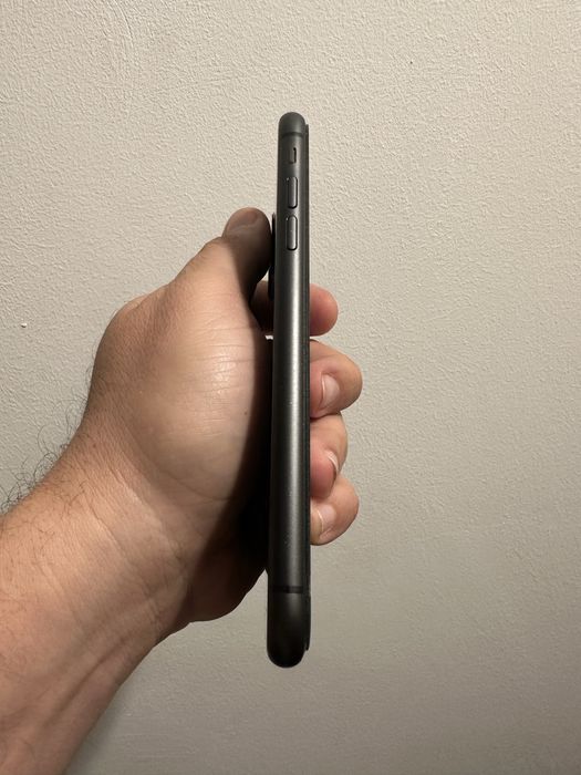 iPhone 11 Black, 128 GB,