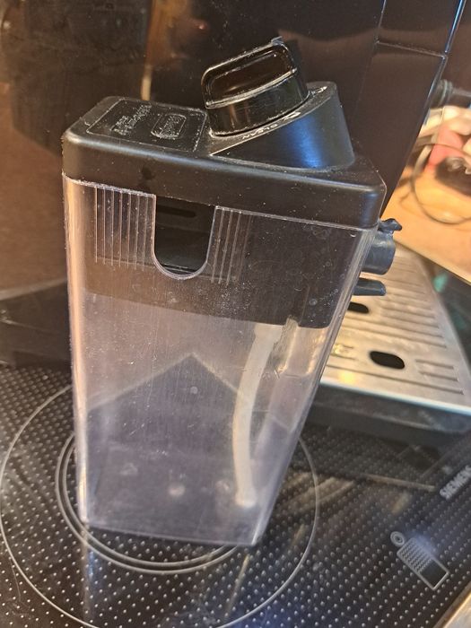 Кафемашина Delonghi Dinamica