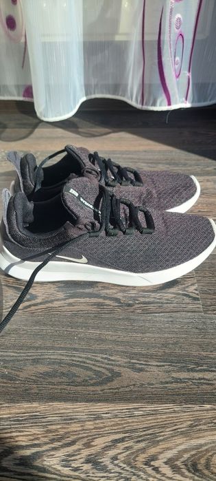 Papuci sport  nike 38