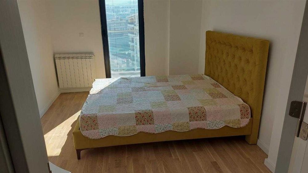 Дава се под наем Двустаен апартамент в Бургас, Изгрев - 55 кв.м за 219.3 € - Снимка #1