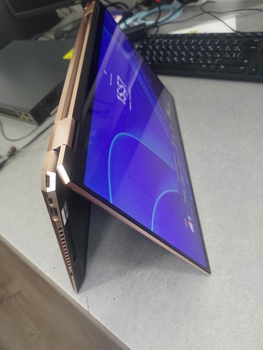 HP Spectre x360 15