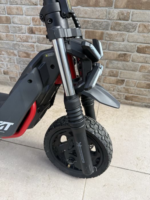 Електрически скутер SEGWAY  ZT3 PRO чисто нов