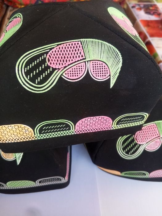 Rangli Do'ppilar Sotiladi