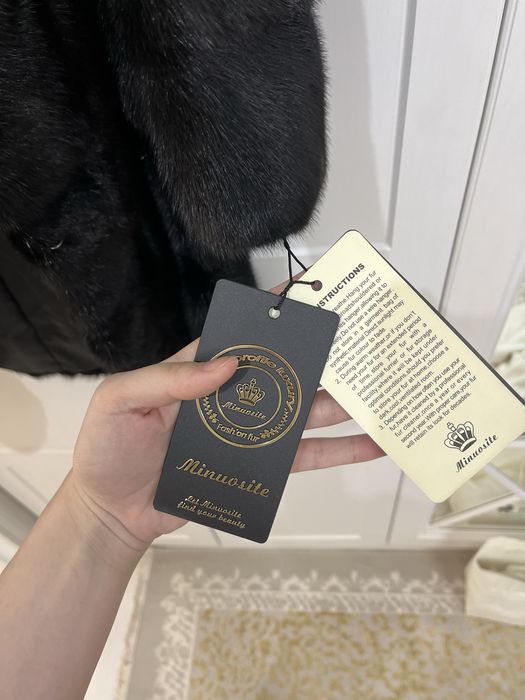 Продаётся норкавая шуба