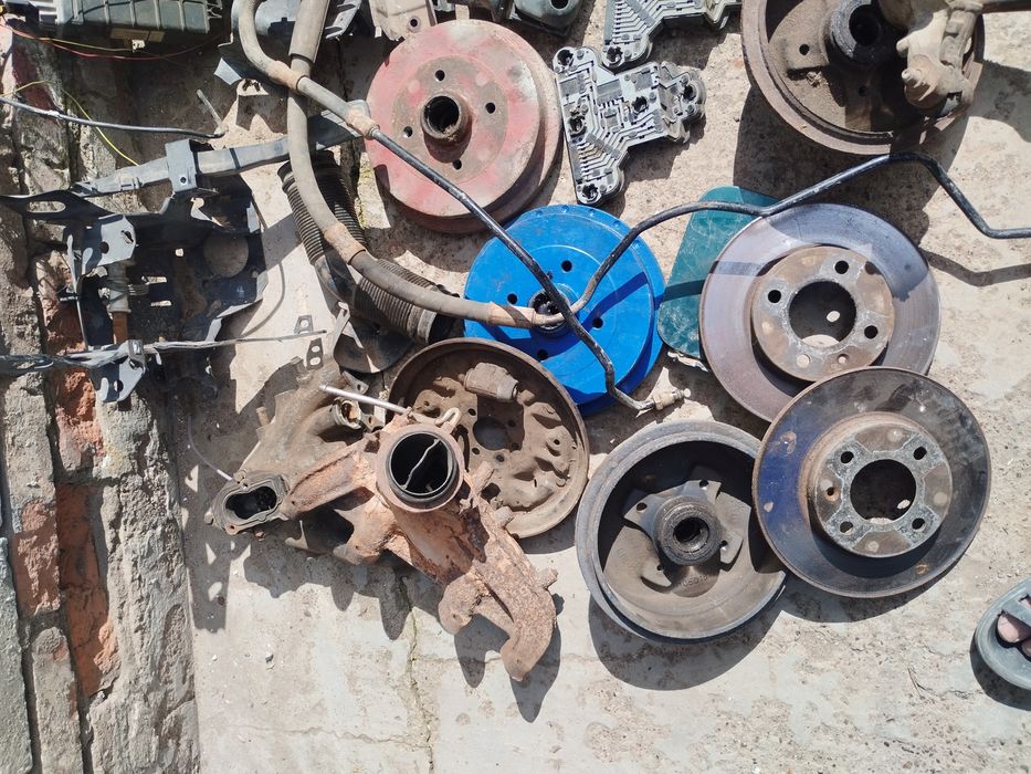 Продам запчасти на гольф 3