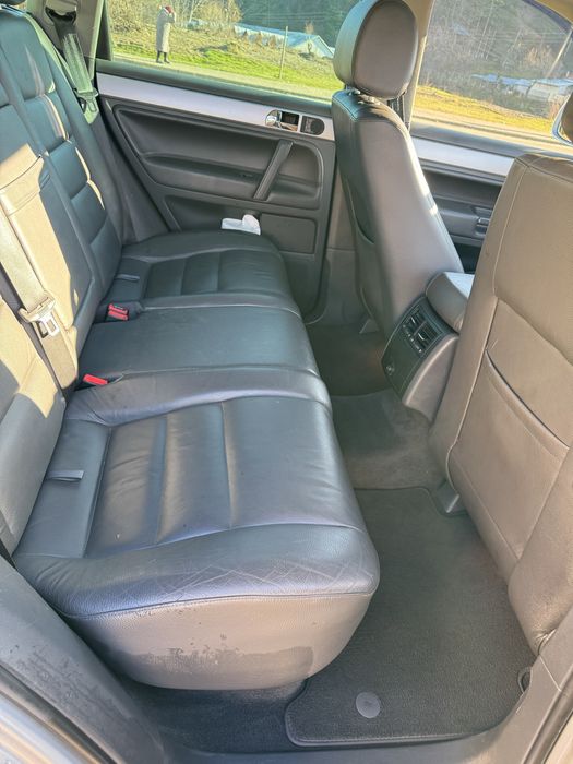 Vw Toureg 2.5tdi, automat,2008,inmatriculat in romania de 10luni,