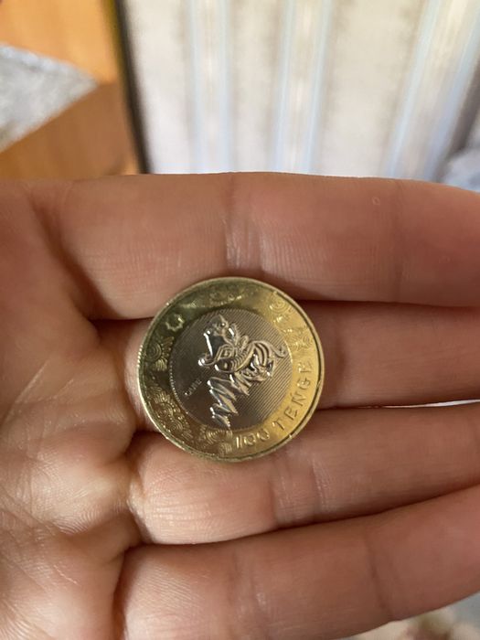 Продам юбилейную монету