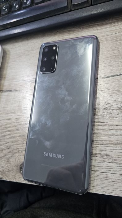 Original Samsung s20 plus 5G 12/256gb sotiladi