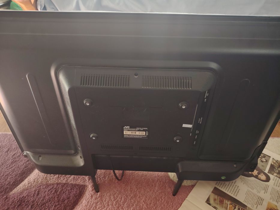 Телевизор JVC срочно продам