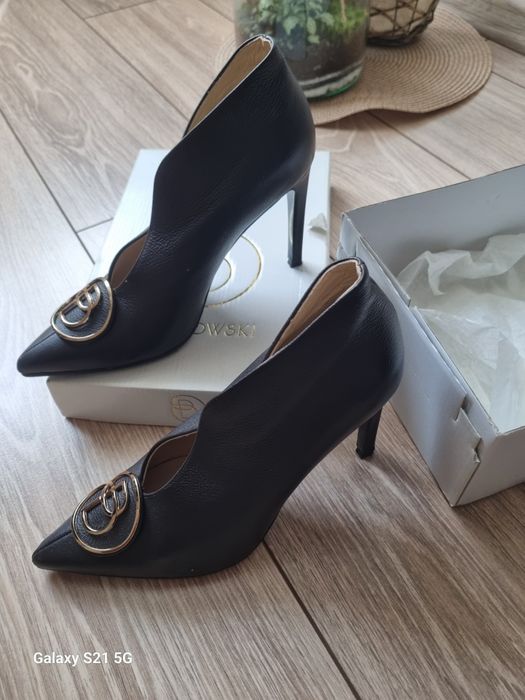 Луксозни дамски обувки Baldowski