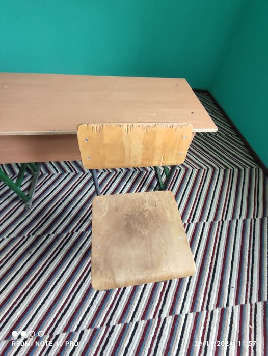 Stol stul  ( parta kursi )