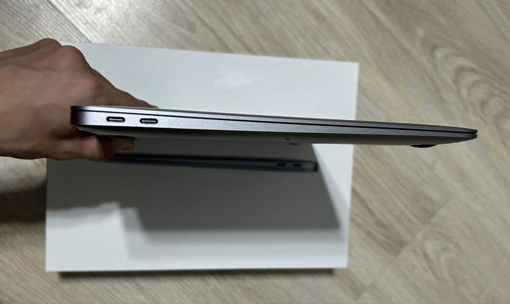 MacBook Air M1 2020