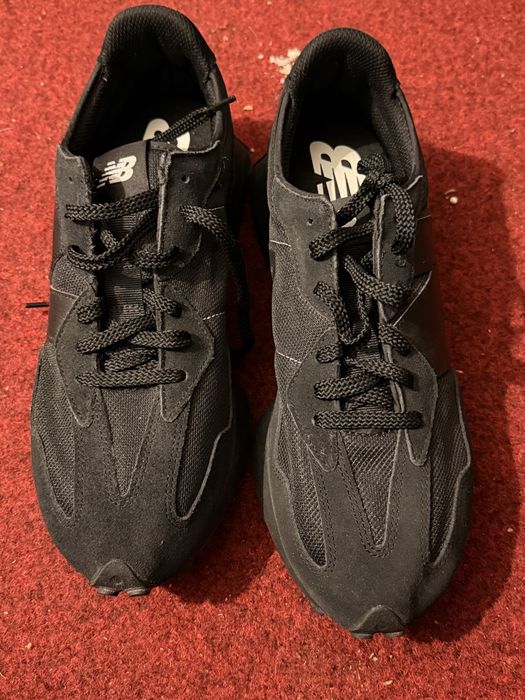 Adidasi new balance, marimea 45. Calapodul este mai mic, se potriveste pentru 43