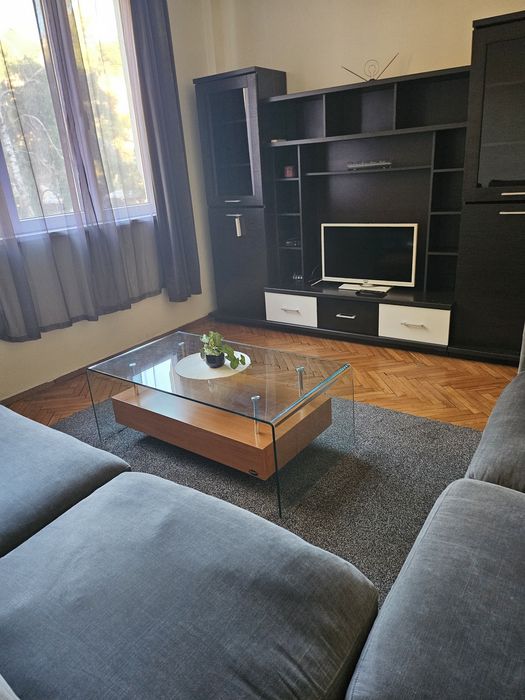 Дава се под наем Двустаен апартамент в Габрово, Трендафил 1 - 59 кв.м за 244.8 € - Снимка #1