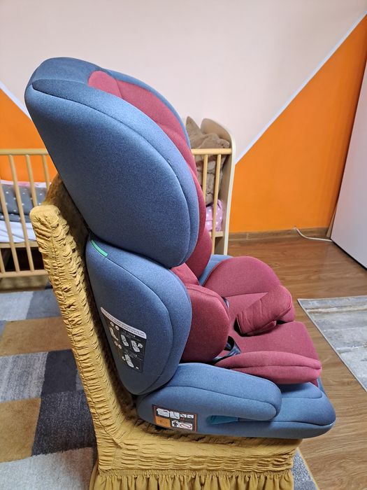 Scaun de mașină pentru copil (nou)