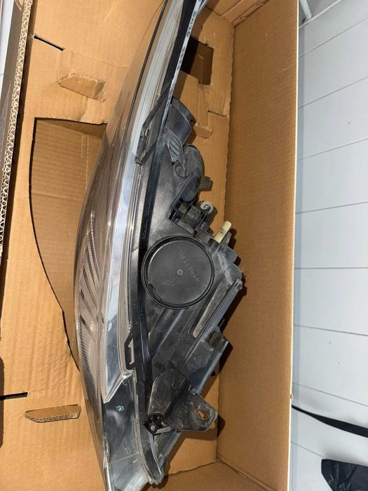 Far dreapta Renault Clio 4 2012-2016  260106624R