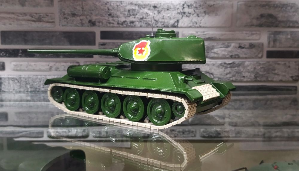 Масштабные модели 1/43.