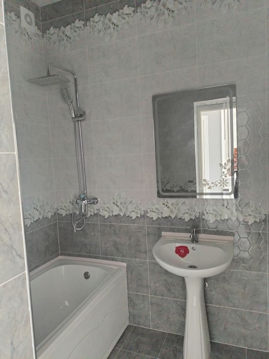 Дом мирабадский район