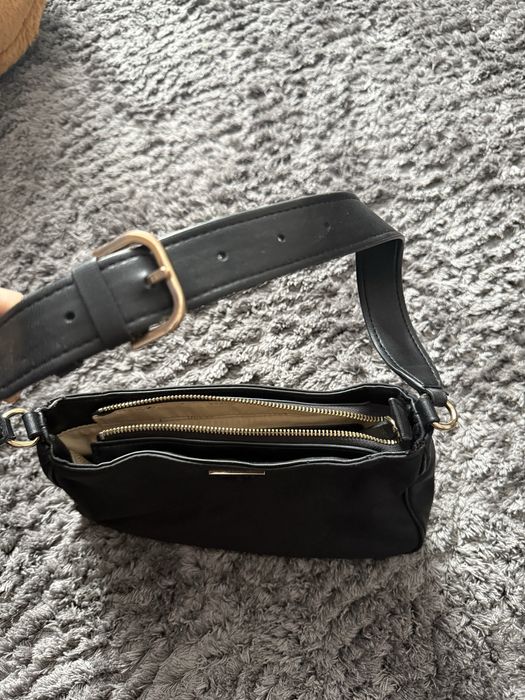 Guess сумочка черная