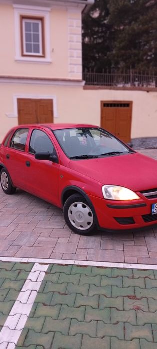Opel corsa din 2006 1doi benzină