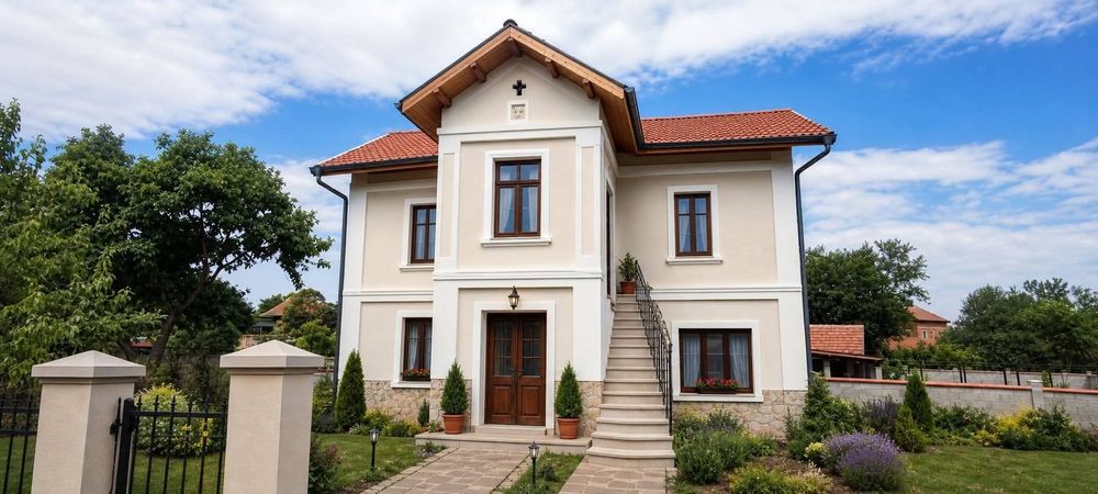 Продавам стара  тухлена къща