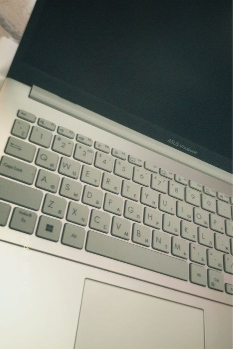 Ноутбук Asus vivobook