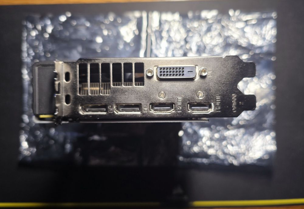 Vând placă video RX 480  4gb