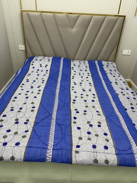 Жаңа жылы көрпе сатылады