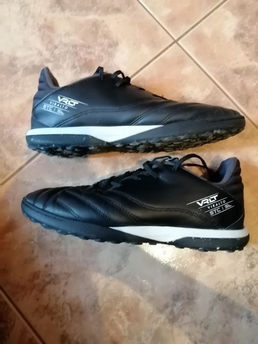 Fotbal VRQ Viralito Sintetic Negru 44 (Kipsta, Nike, Adidas Predator)