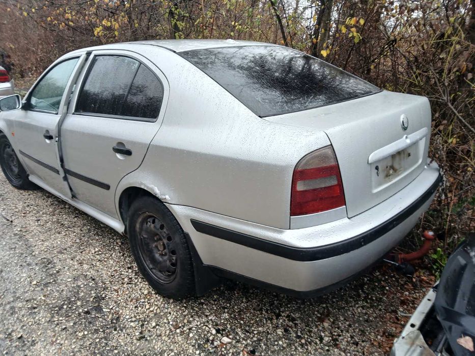 Шкода Октавия 99 г, 1.9 tdi на части