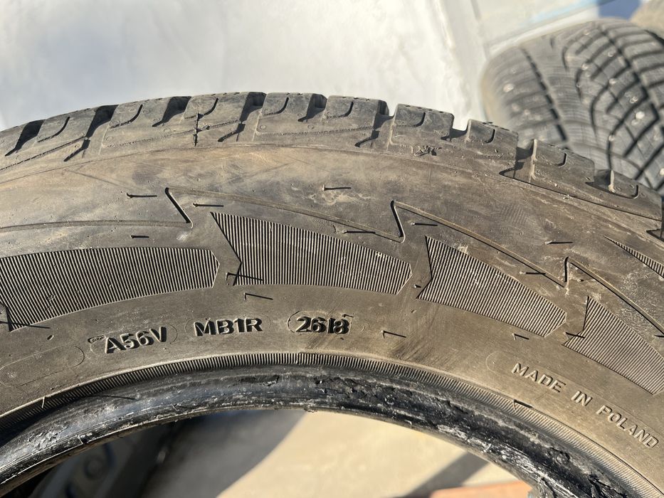 4 бр. зимни гуми 215/65/16 GoodYear 7-7,5 mm DOT 2618