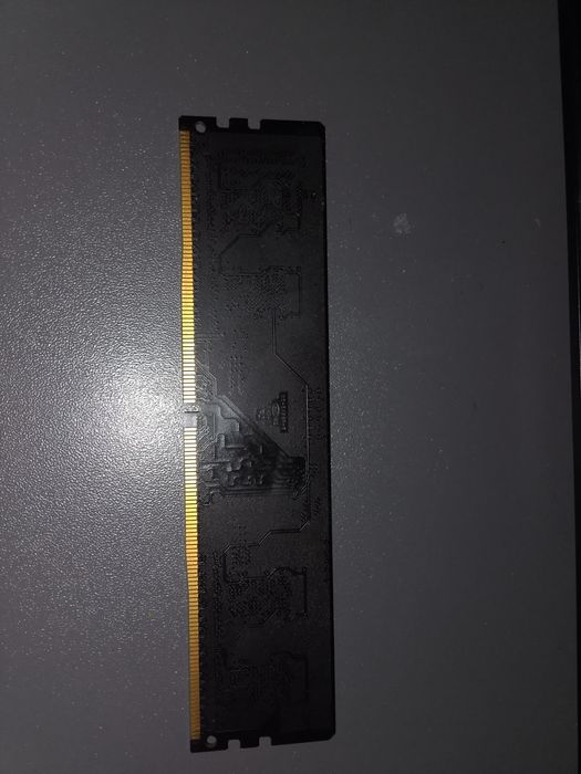 Продам оперативную память 4GB DD4