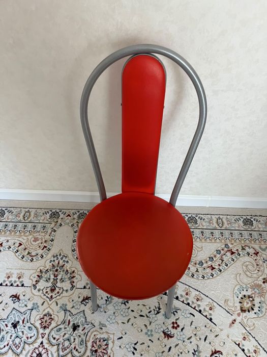 Продам 2 шт. стула