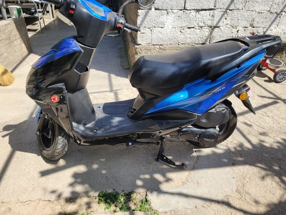 Продам мопед скутер