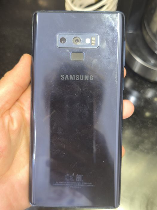 Продам Samsung Note 9 (читать описание)