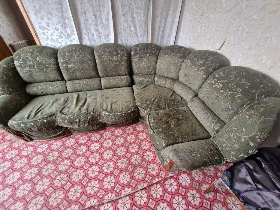 Диван с креслом б/у самовывоз