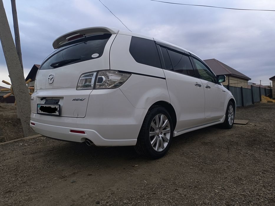 Продам Мазда мпв