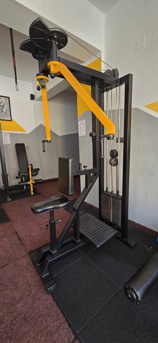 Aparate sala fitness