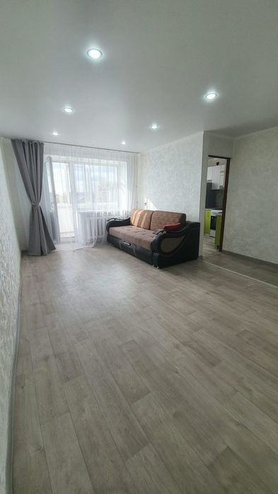 Продам! 2 ком.кв 4/5 эт.район Черемушек