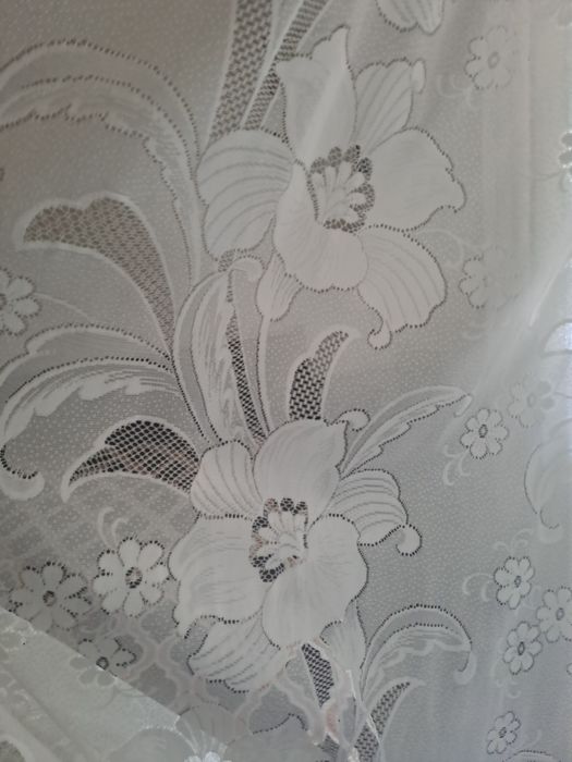 Perdea dantela alba