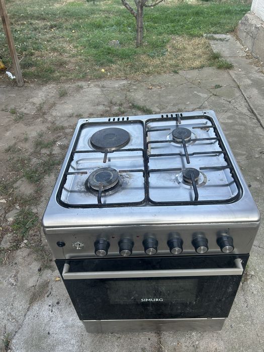 Продам газовую плиту б/у в хорошем состоянии