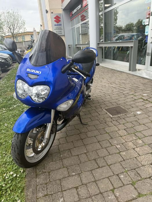 Vând Suzuki GSXF 600