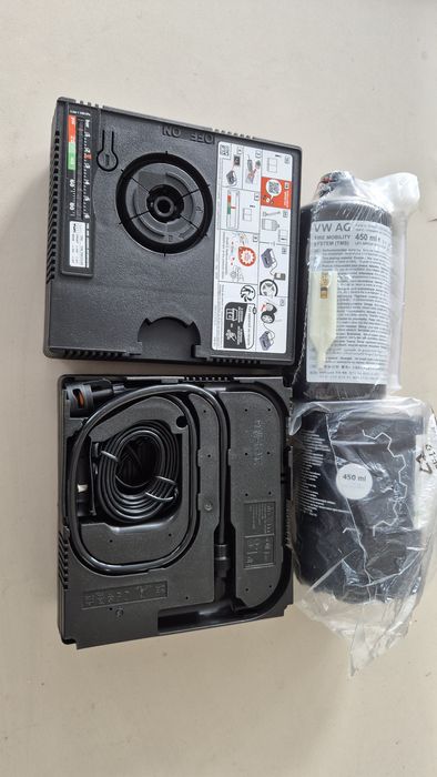 Компресор за гуми НОВ ОРИГИНАЛЕН  комплект с лепило за Фолксваген